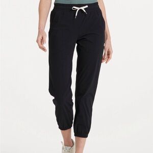 Vuori Miles  Gray Drawstring Joggers Size S Like New